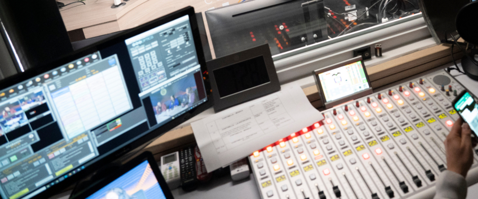En marcha cambios en las obligaciones de las emisoras en Colombia